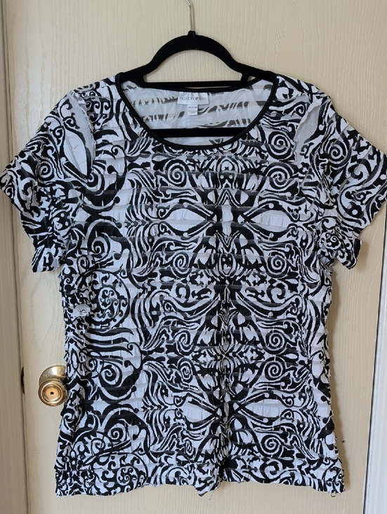 Fashion Bug Tops - Black White Patterned Sheer Tiered Ruffle Top Women’s Size 18/20